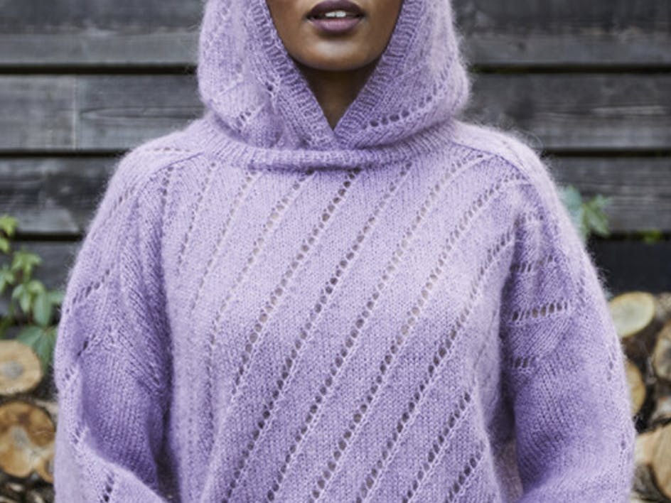 Knitted jumper with shop hood